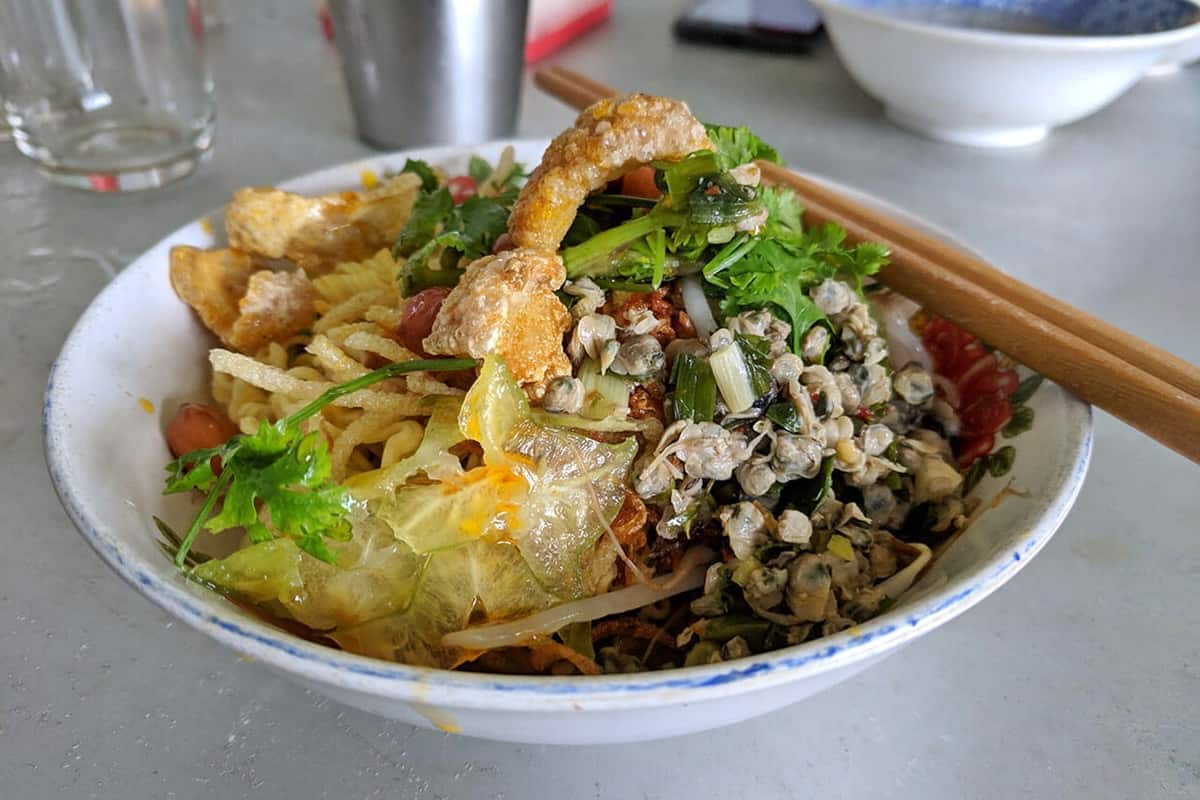 Cơm hến Huế